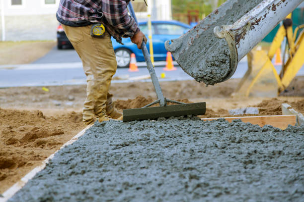 Best Concrete Walkway Installation  in Wilton, CA